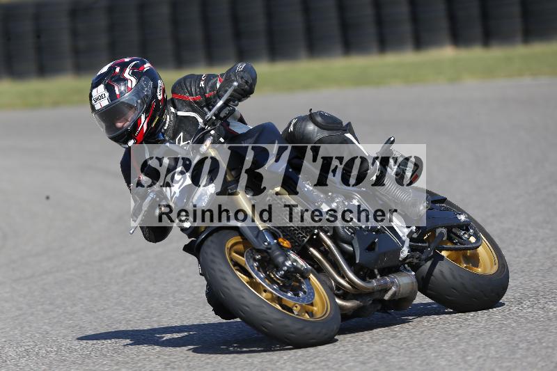 /Archiv-2025/49 26.08.2025 Cornu Master School ADR/blau-bleu/29